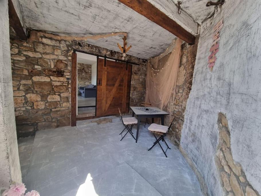 Vila Kyra Rtina Exteriér fotografie